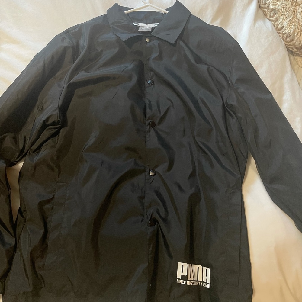 Men’s windbreaker jacket